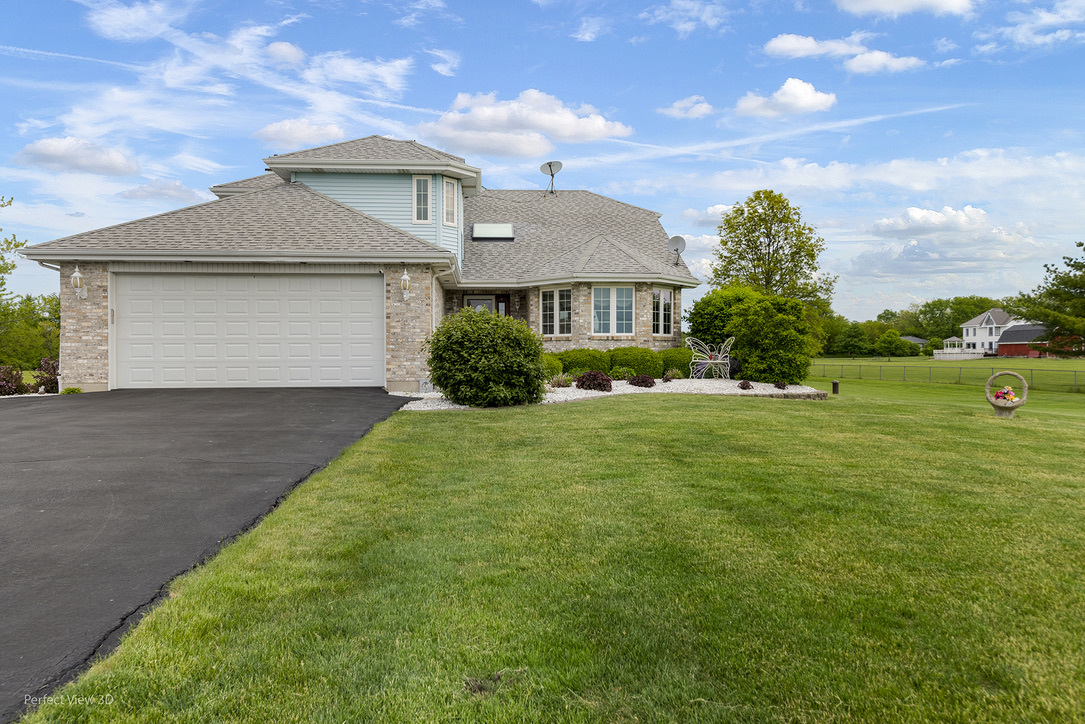 13836 W Joliet Road Property Photo 1