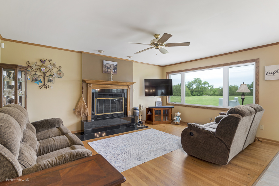 13836 W Joliet Road Property Photo 8