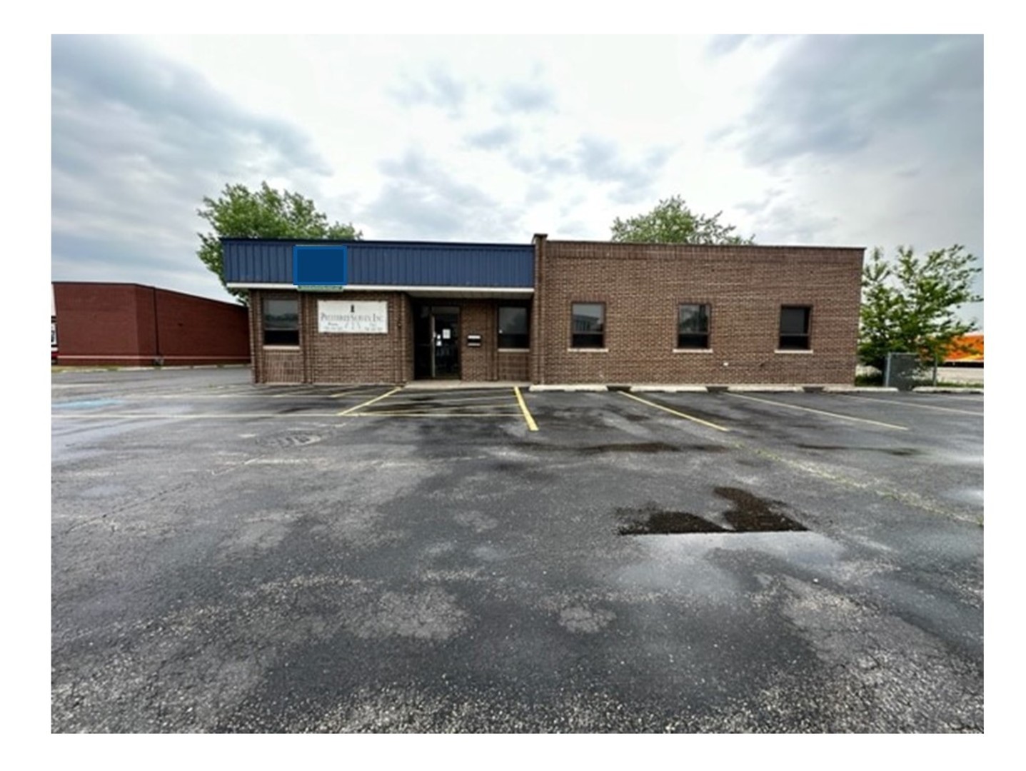 7845 W 79th Street Property Photo 1