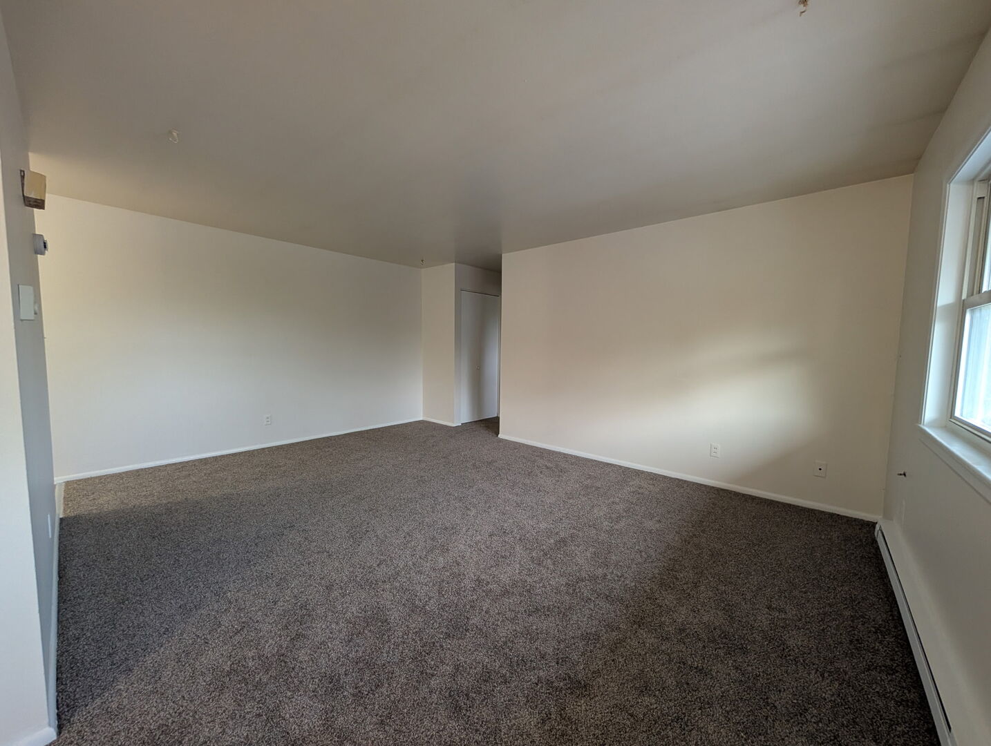 390 W Walnut Street Property Photo 16