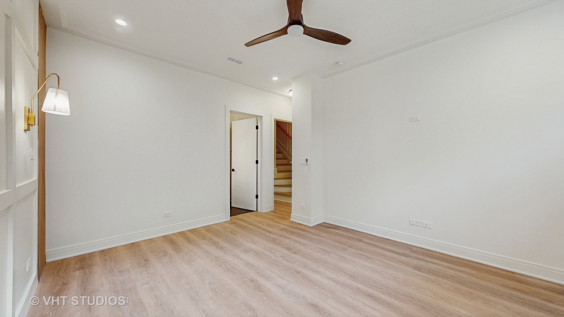642 W Webster Avenue 1 Property Photo 13