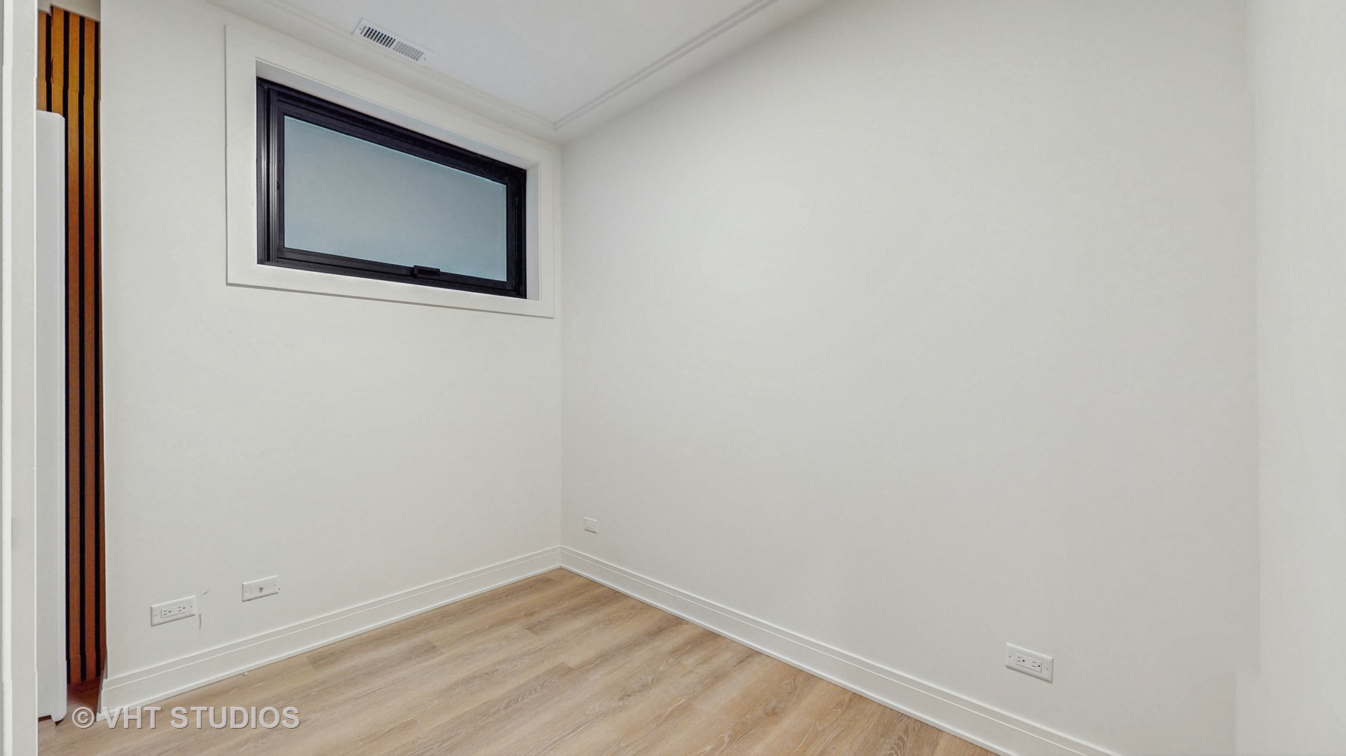 642 W Webster Avenue 1 Property Photo 17