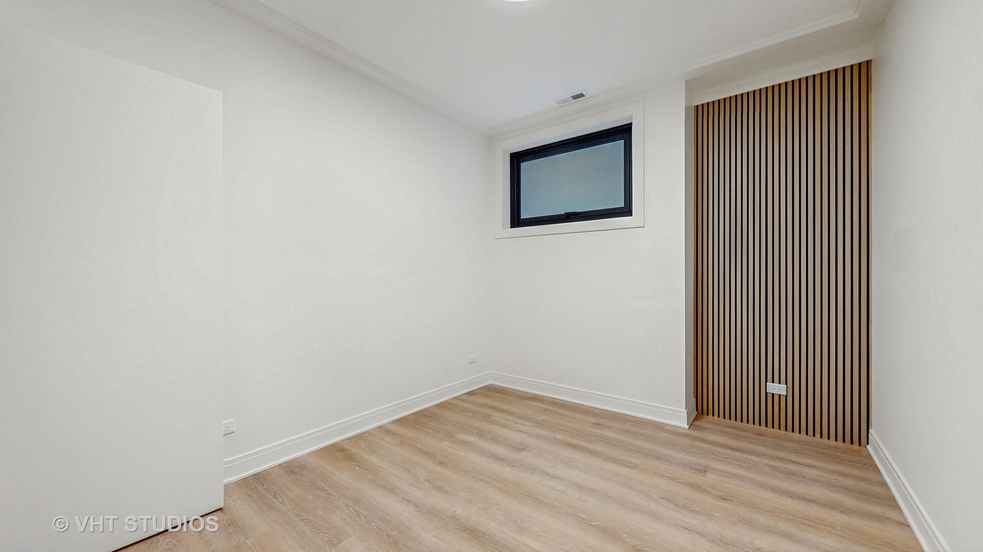642 W Webster Avenue 1 Property Photo 19