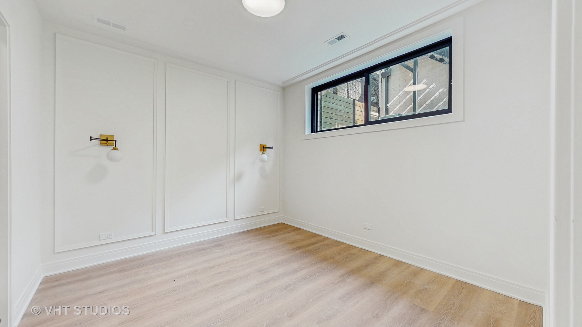 642 W Webster Avenue 1 Property Photo 21