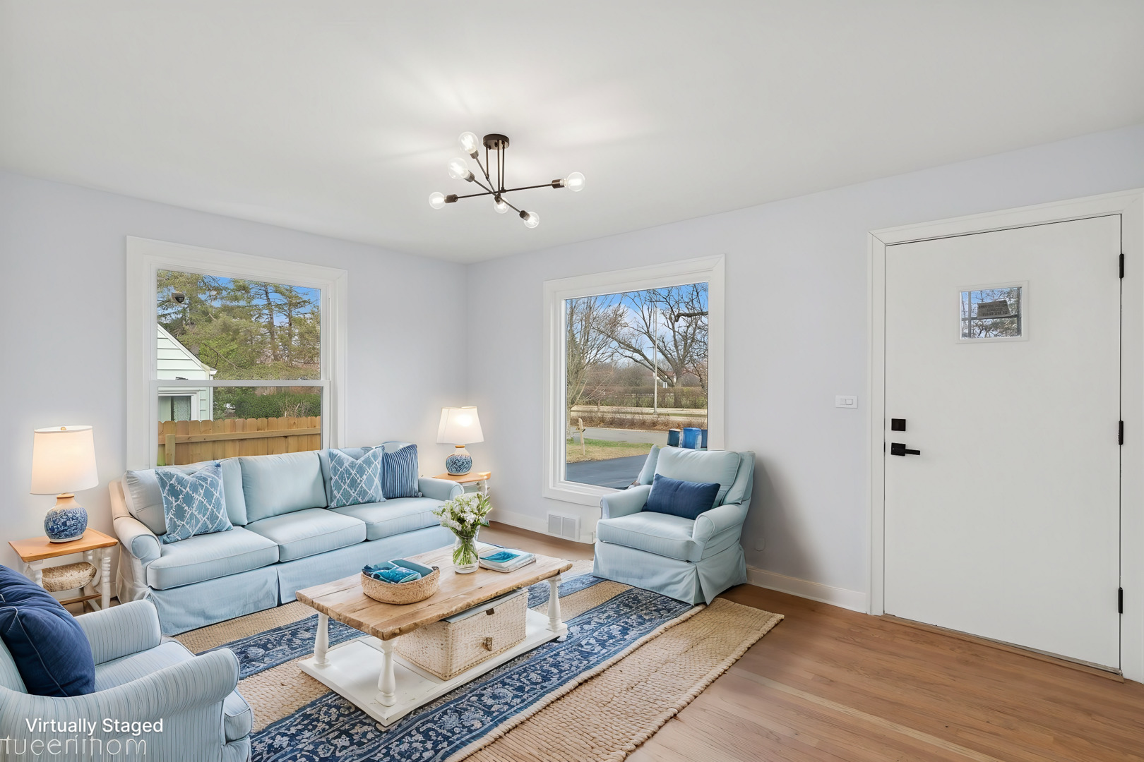 1552 Mccraren Road Property Photo 3