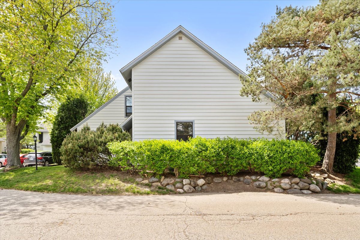 714 Shepard Ct Property Photo 37
