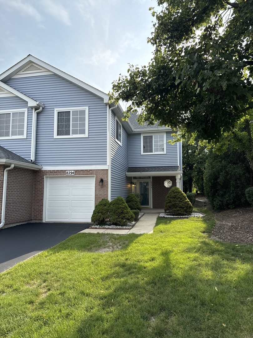 8294 Sweetwater Court Property Photo 1