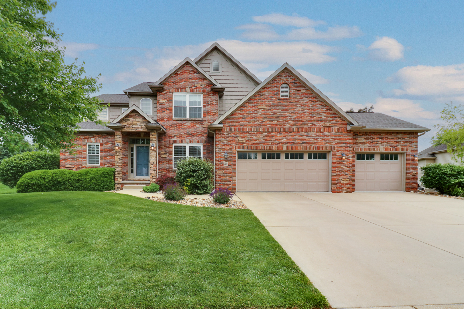 69 Brookstone Circle Property Photo 1