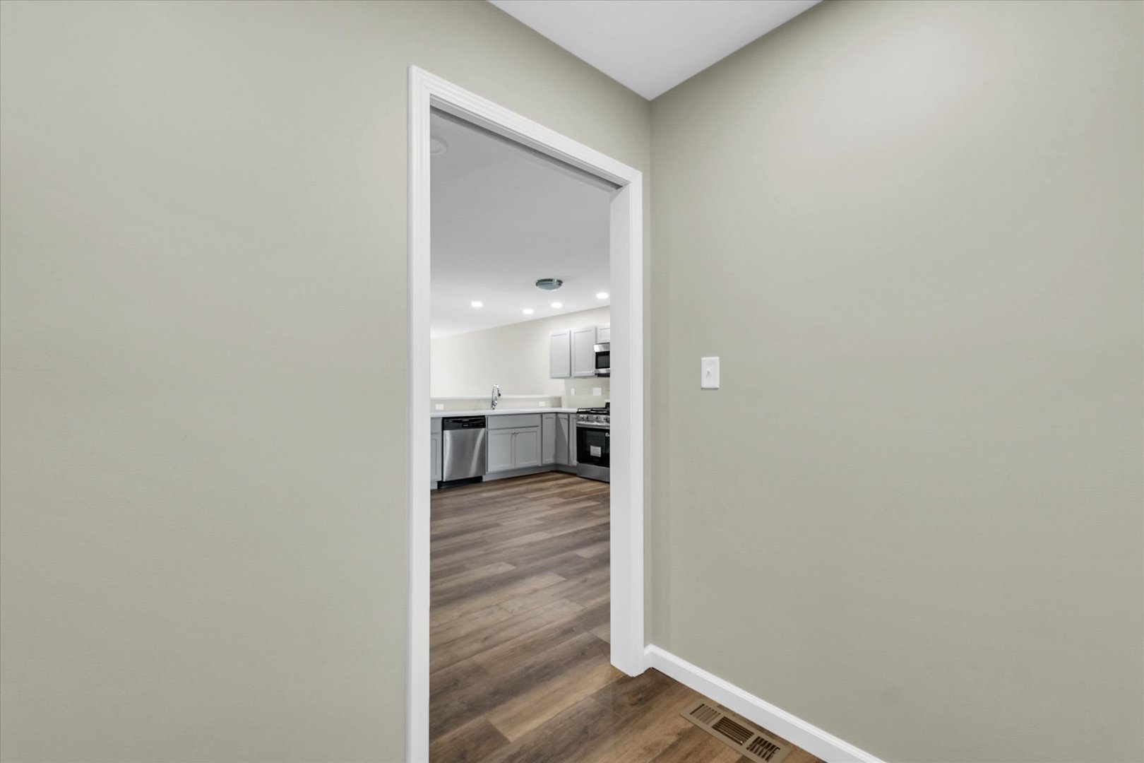 205 E Fairfield Street Property Photo 31