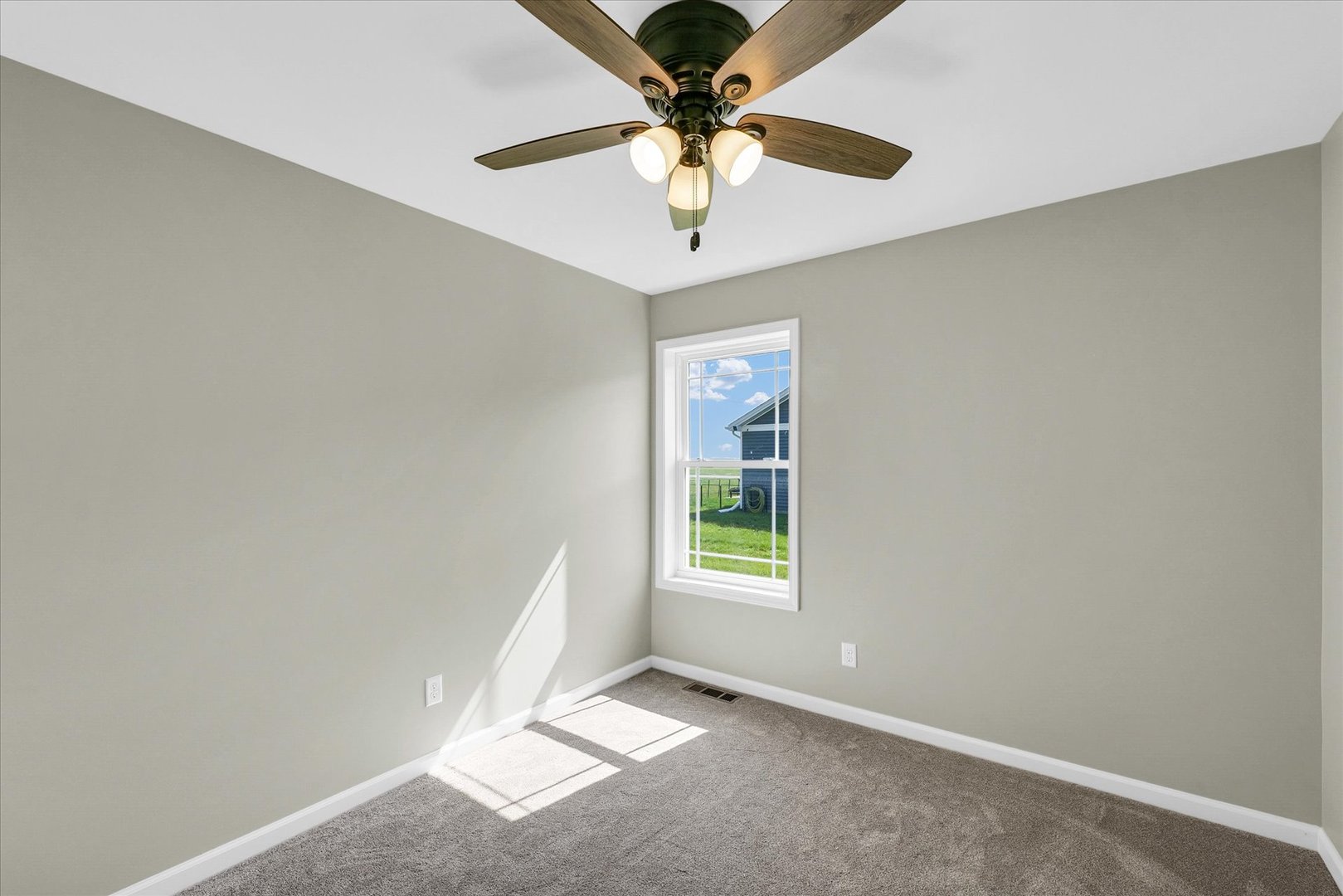 207 E Fairfield St Property Photo 21