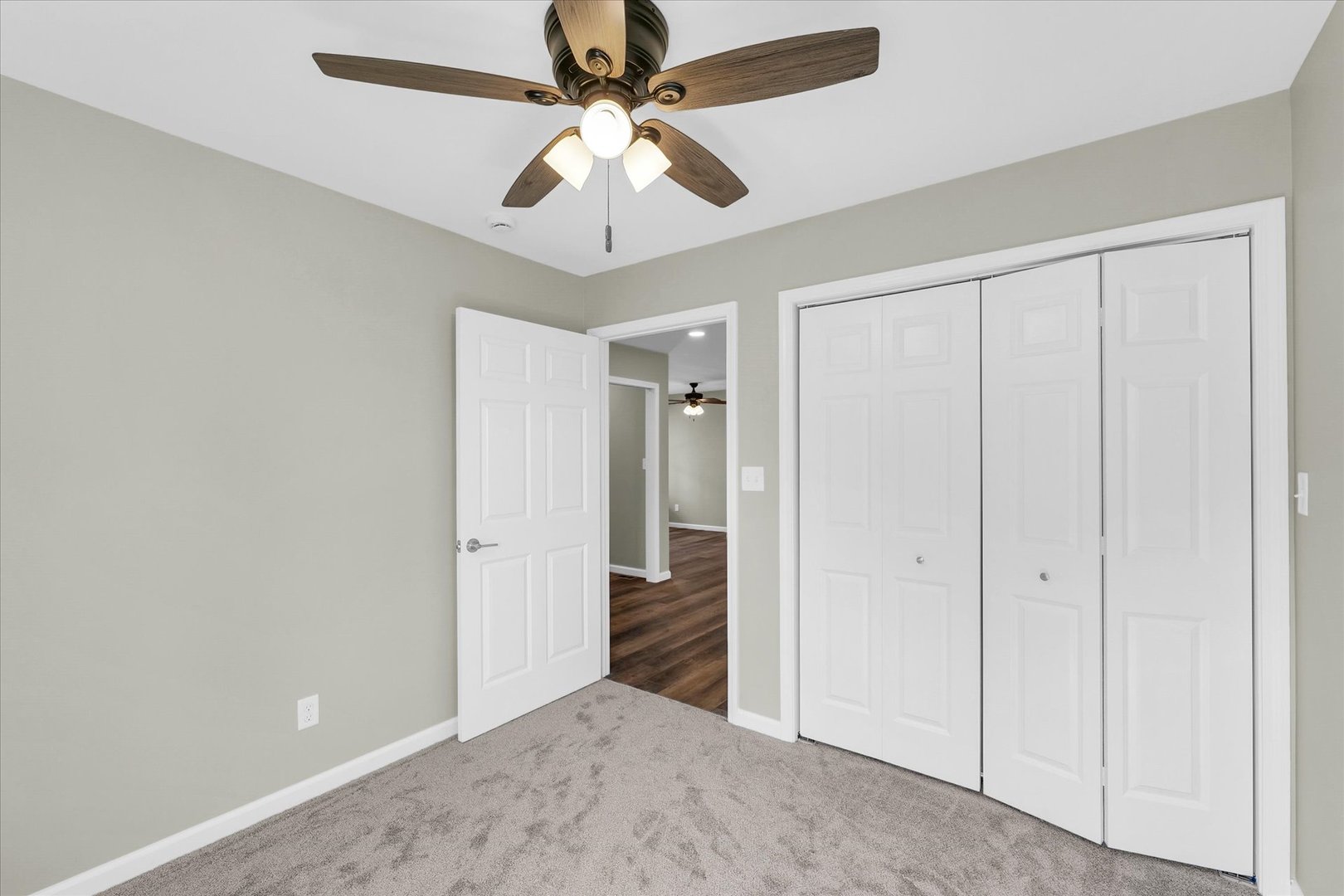 207 E Fairfield St Property Photo 22