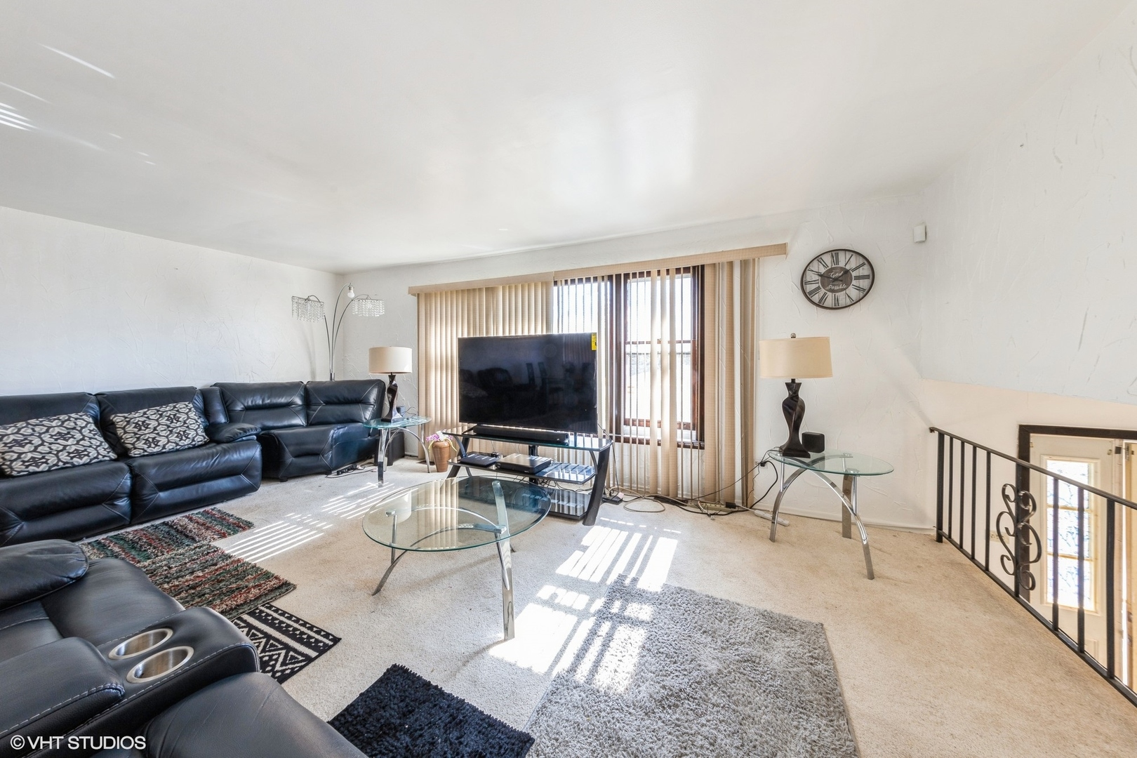 667 Sullivan Ln Property Photo 4