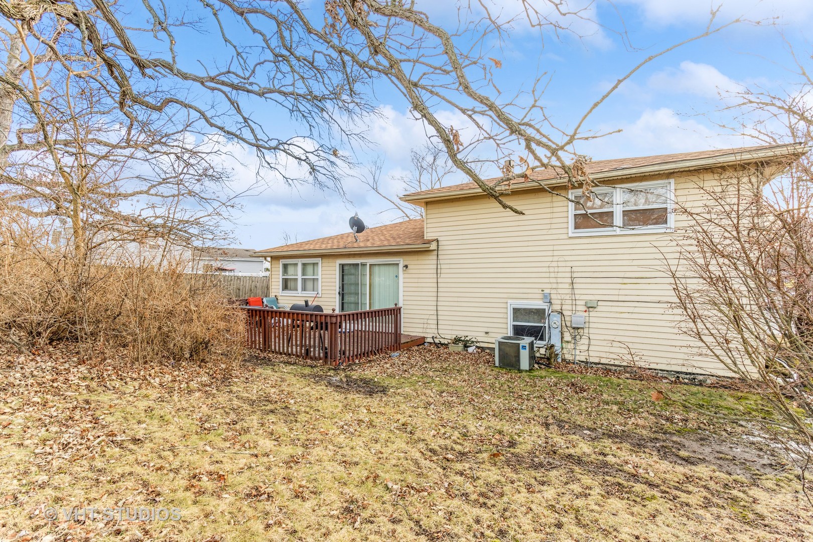 667 Sullivan Ln Property Photo 20