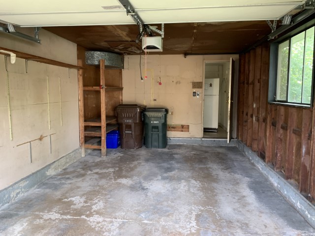 323 Windsor Street Property Photo 16