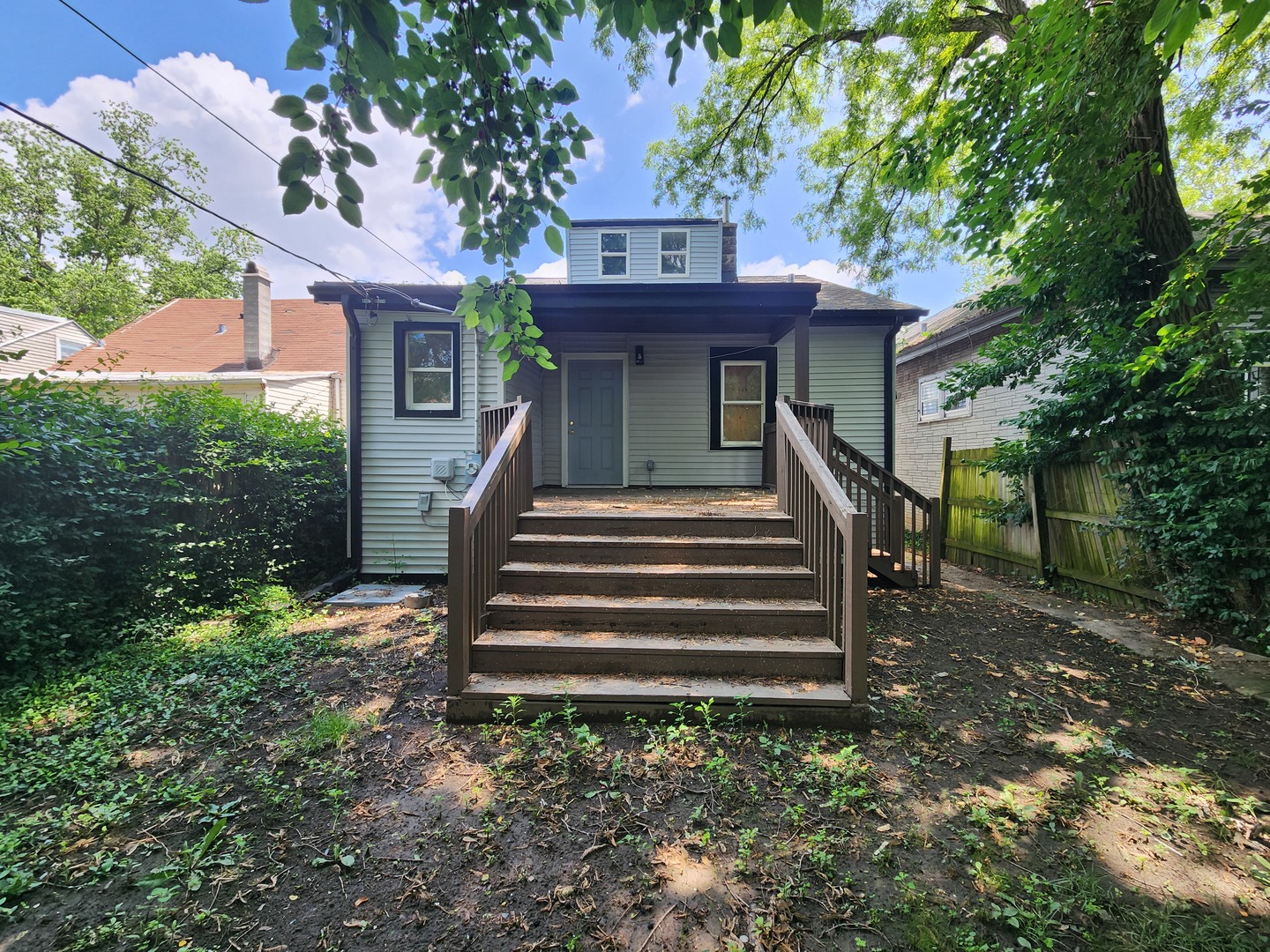 12416 S Carpenter St Property Photo 3