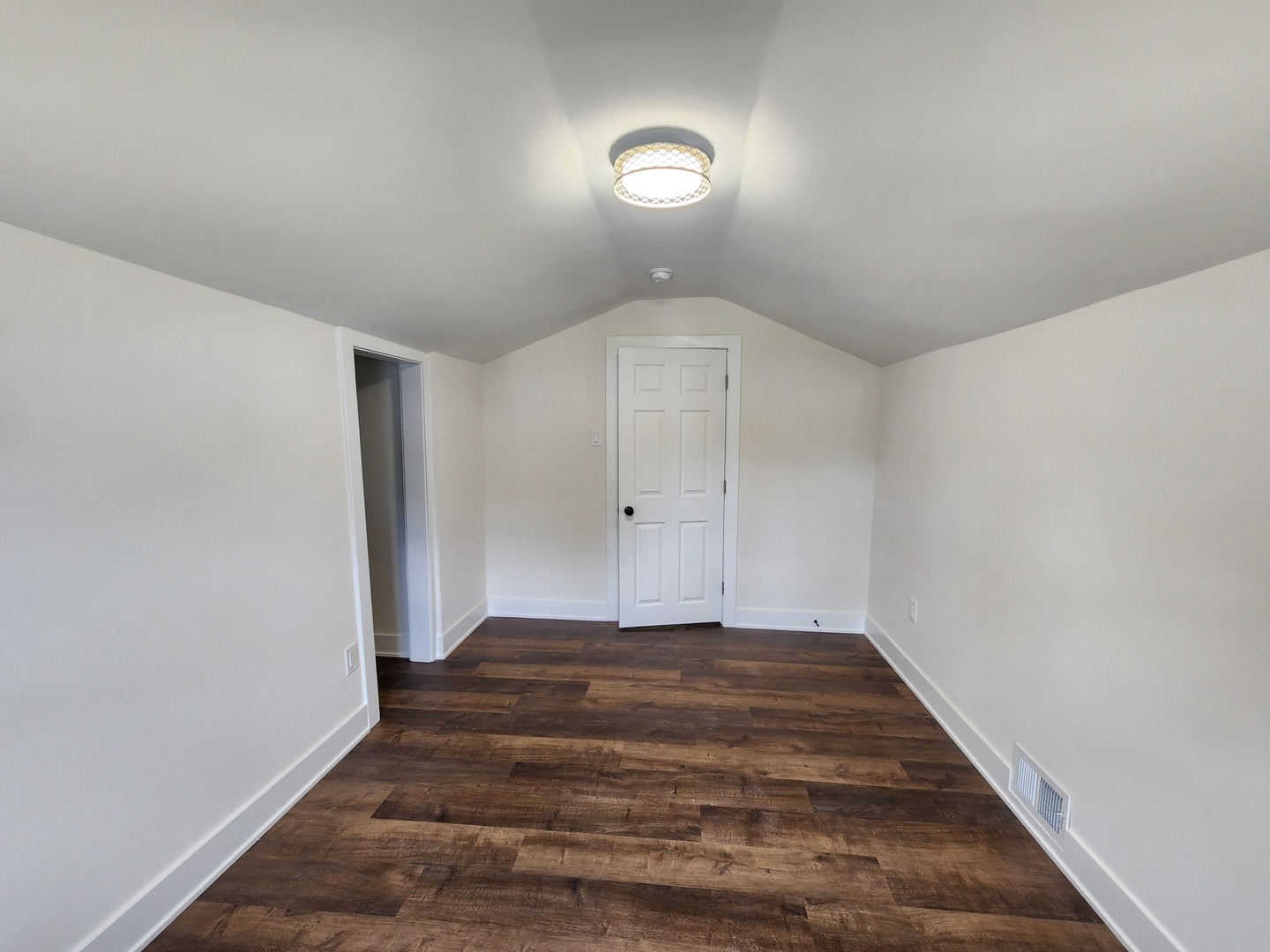 12416 S Carpenter Street Property Photo 18