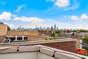 2812 W Chicago Ave Property Photo 31