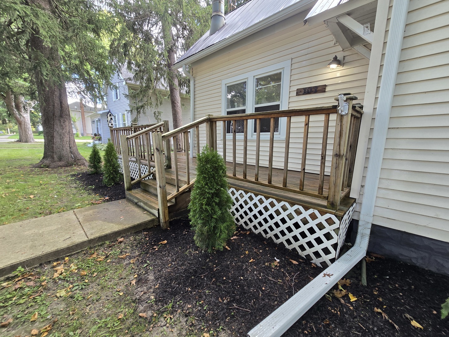 103 W Cherokee Avenue Property Photo 10