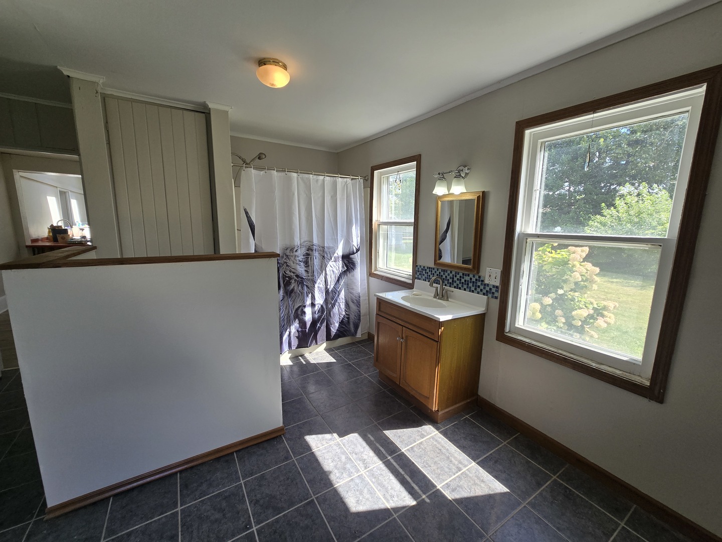 103 W Cherokee Avenue Property Photo 32