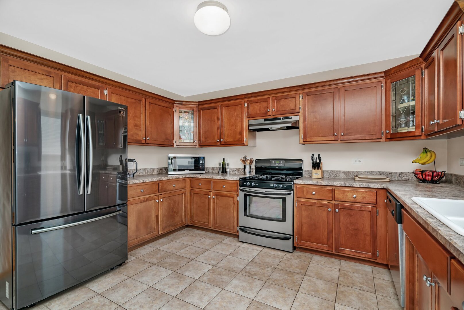 601 High Grove Drive Property Photo 9