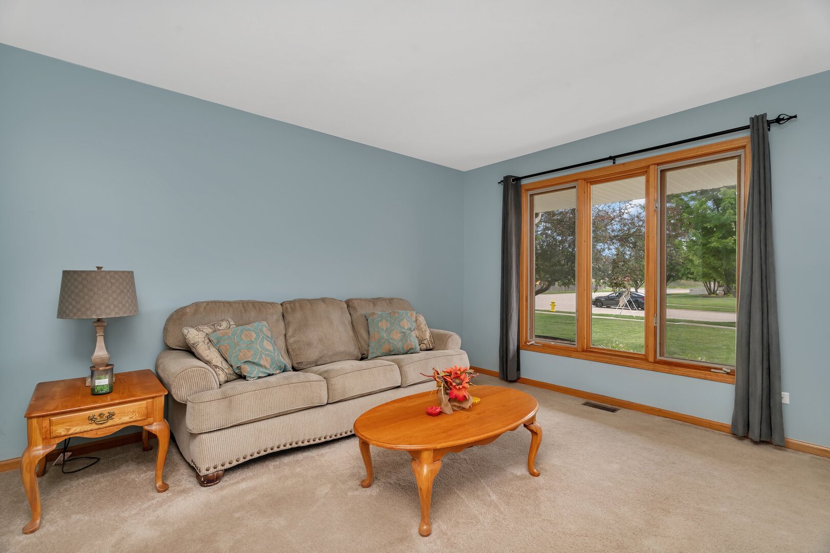 601 High Grove Drive Property Photo 18