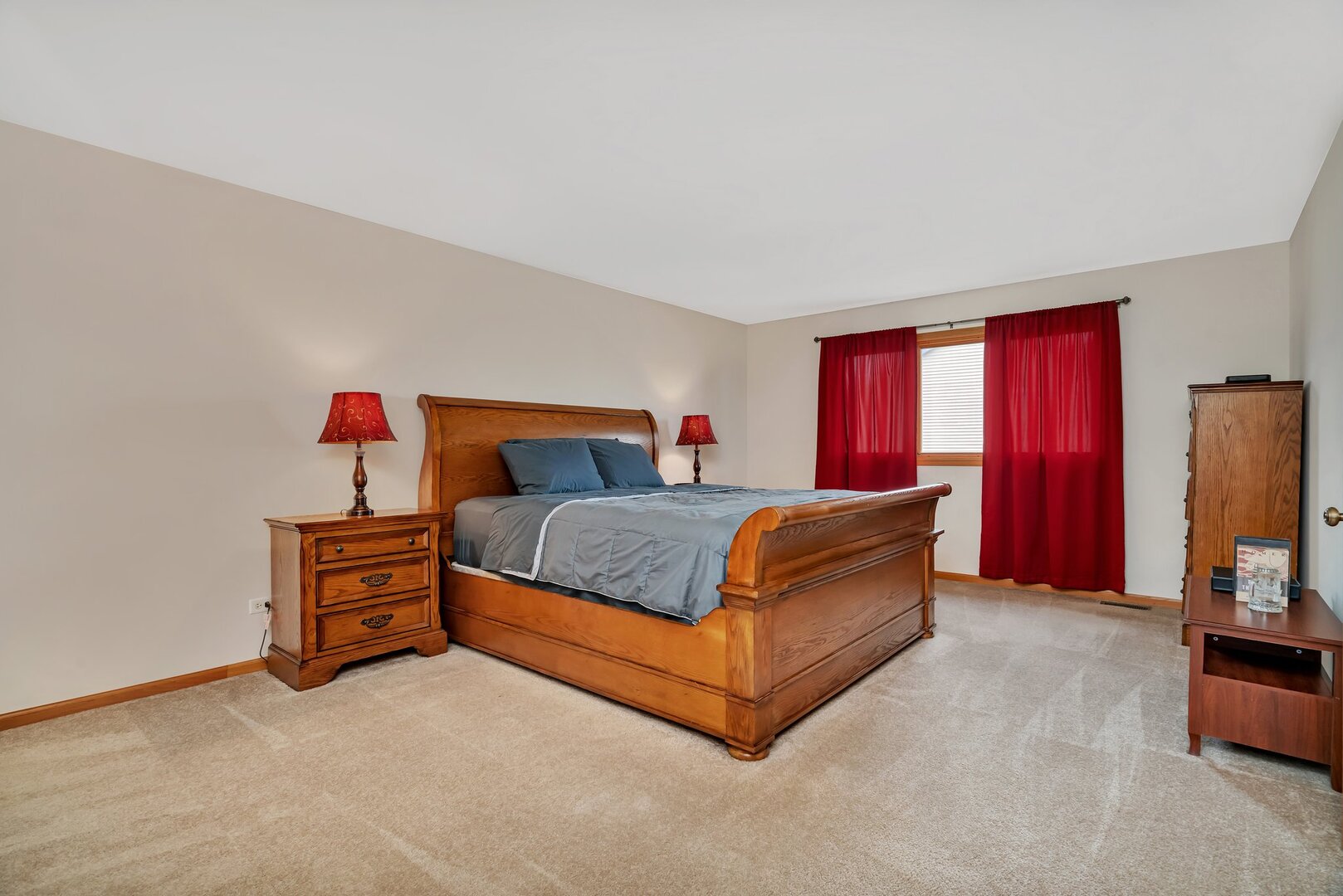 601 High Grove Drive Property Photo 22
