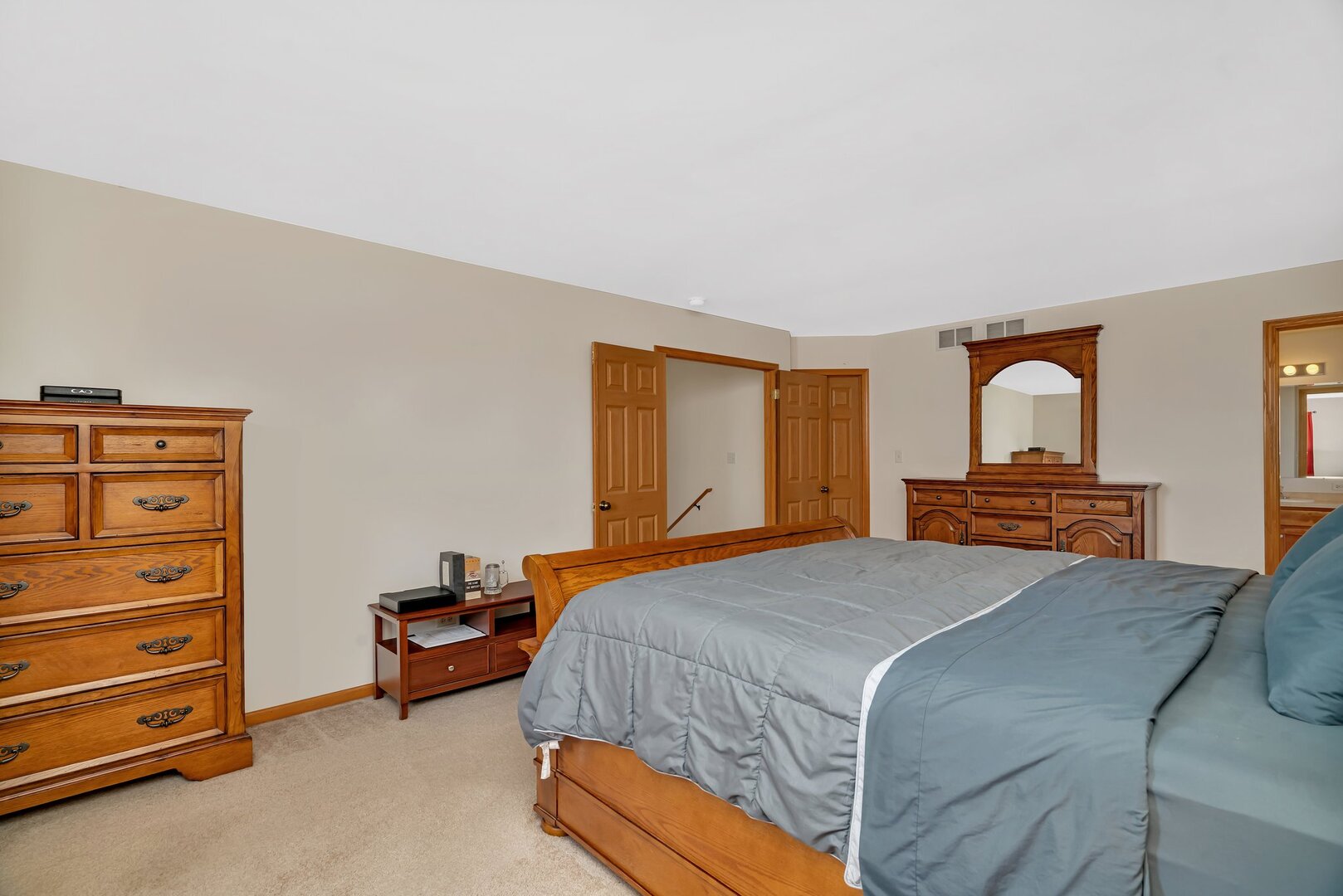 601 High Grove Drive Property Photo 23
