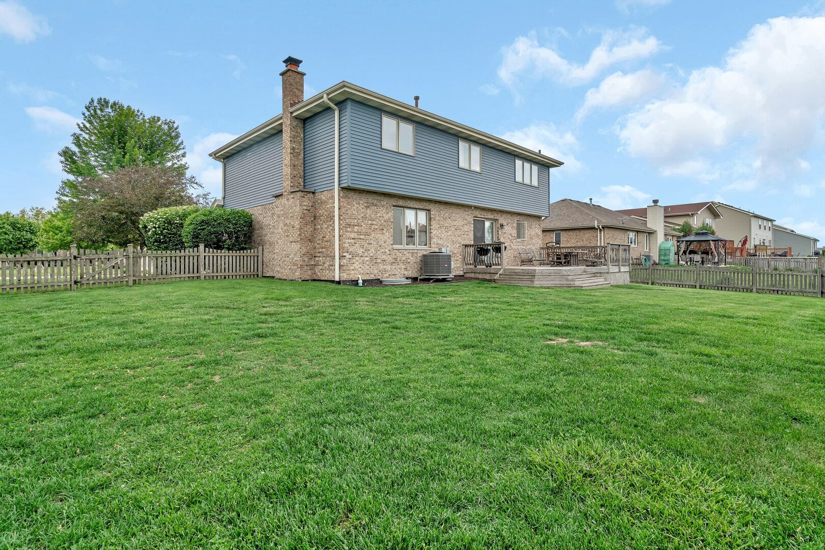 601 High Grove Drive Property Photo 31