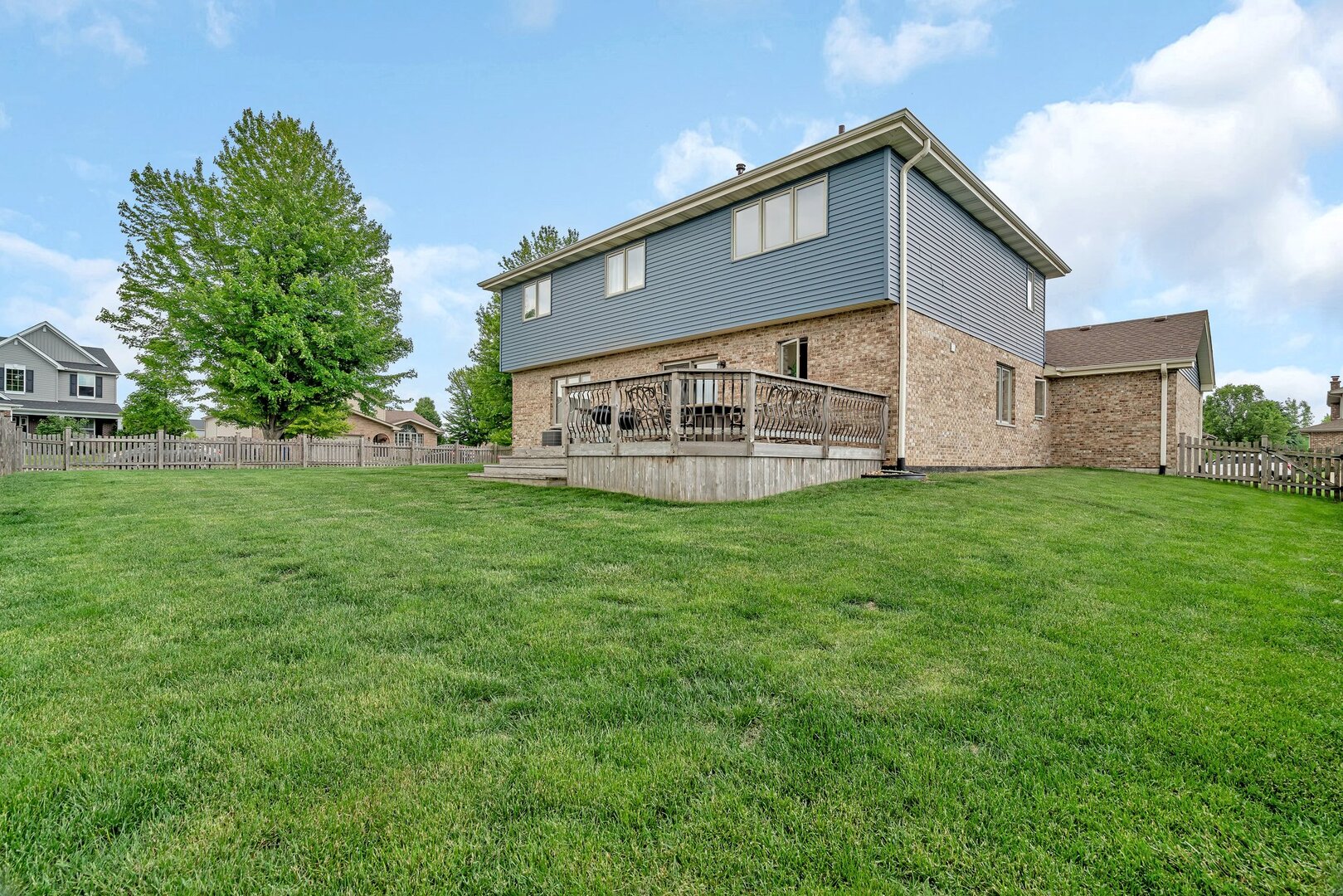 601 High Grove Drive Property Photo 36