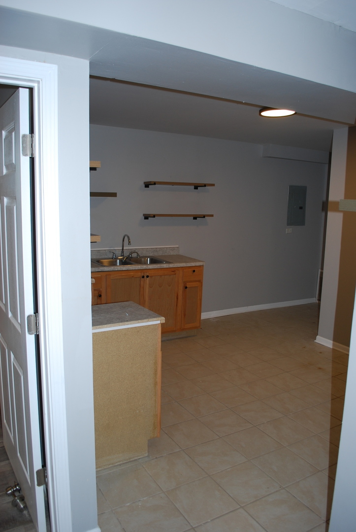 3331 W 135th Street Property Photo 5