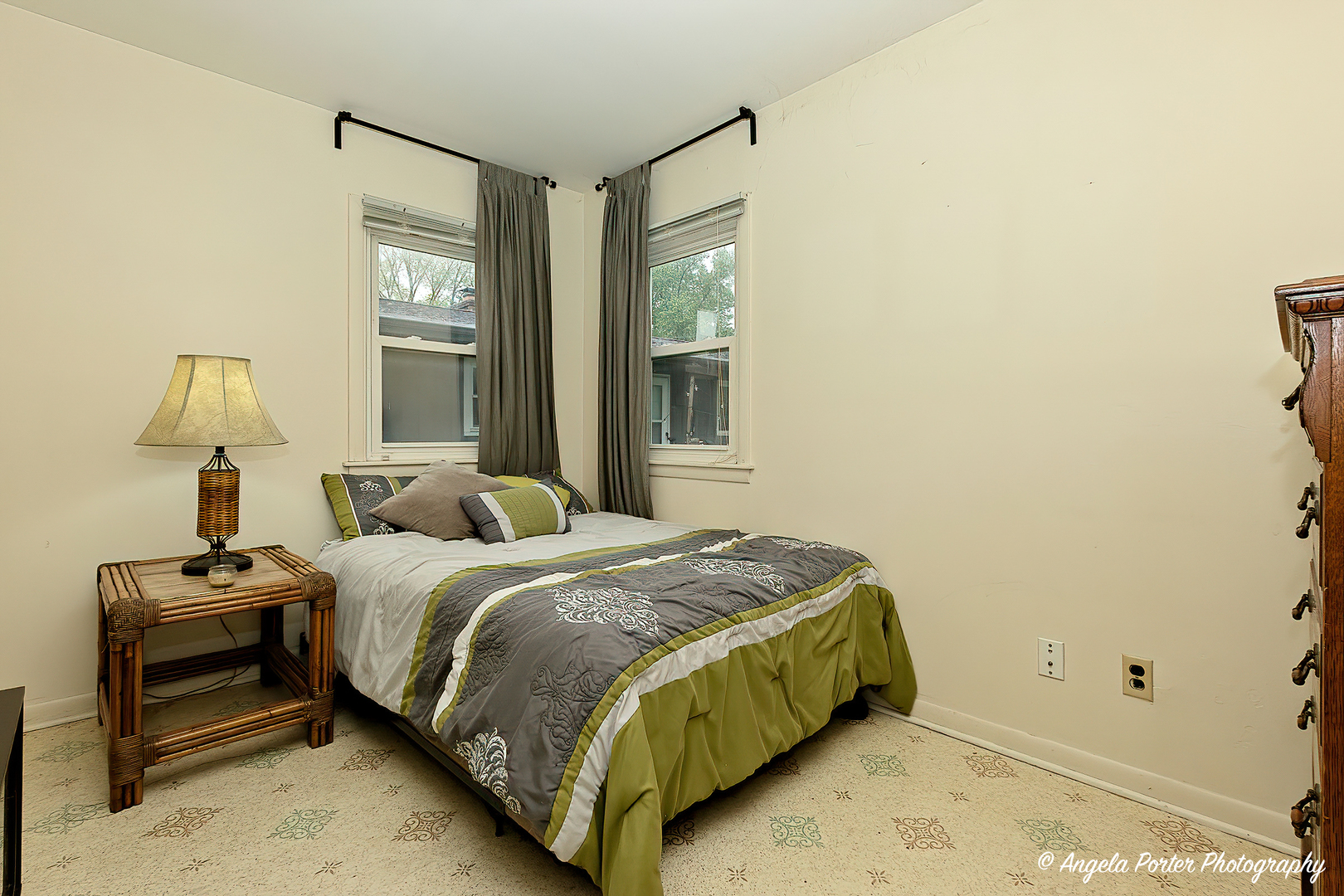 1720 Rogers Avenue Property Photo 12