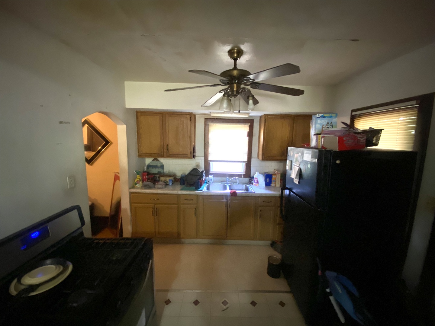 601 S Henrietta Avenue Property Photo 2