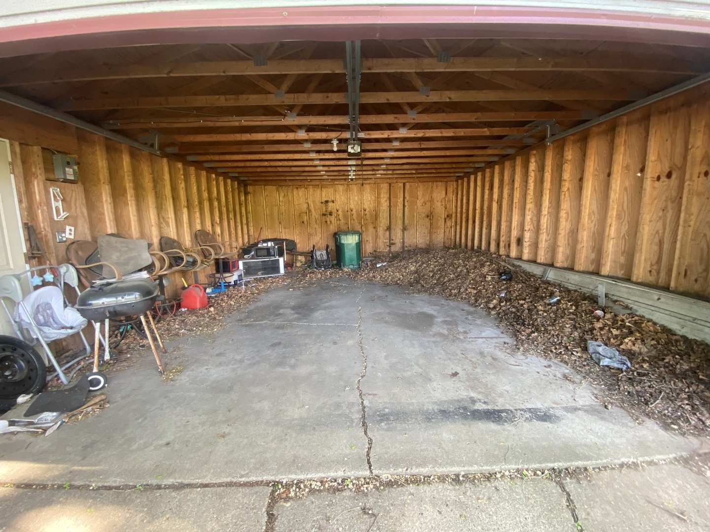 601 S Henrietta Avenue Property Photo 3