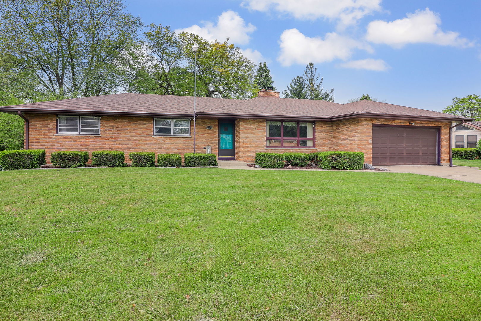 1320 Adeline Court Property Photo 1