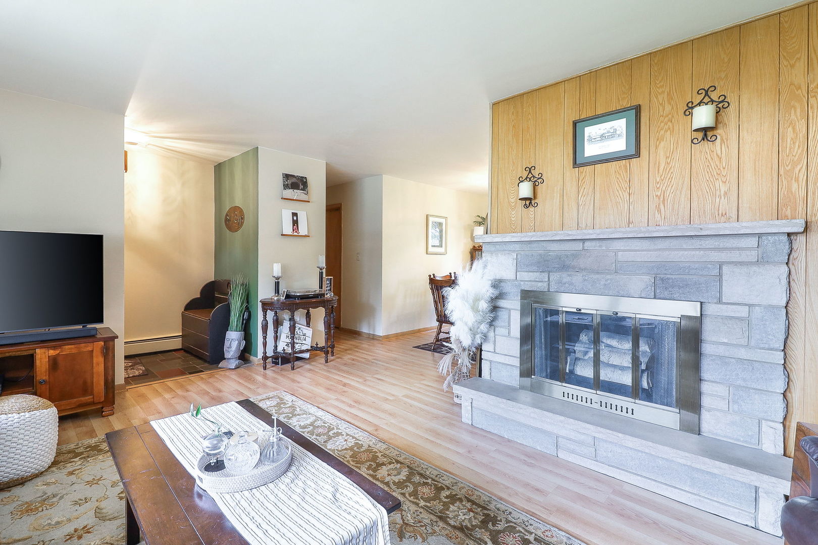 1320 Adeline Court Property Photo 3