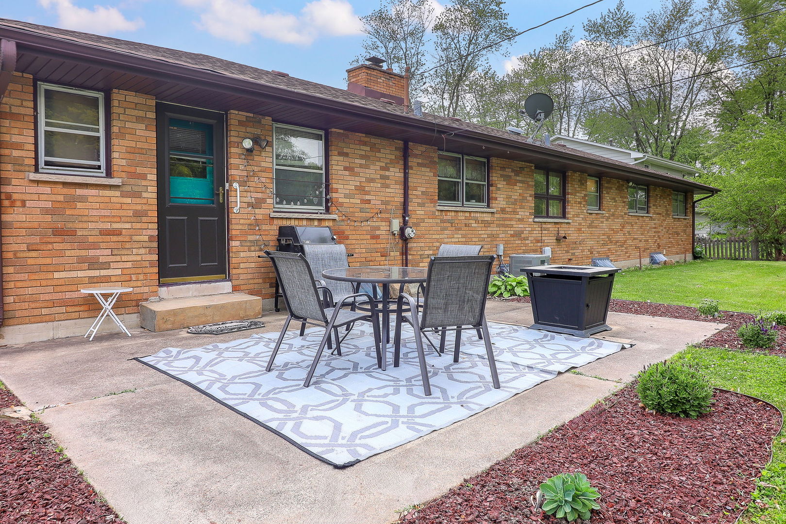1320 Adeline Court Property Photo 18
