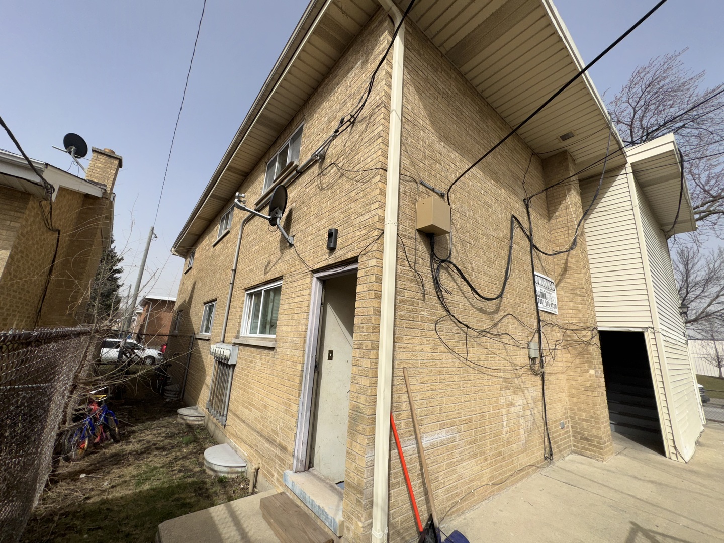 3037 Bright Street Property Photo 3