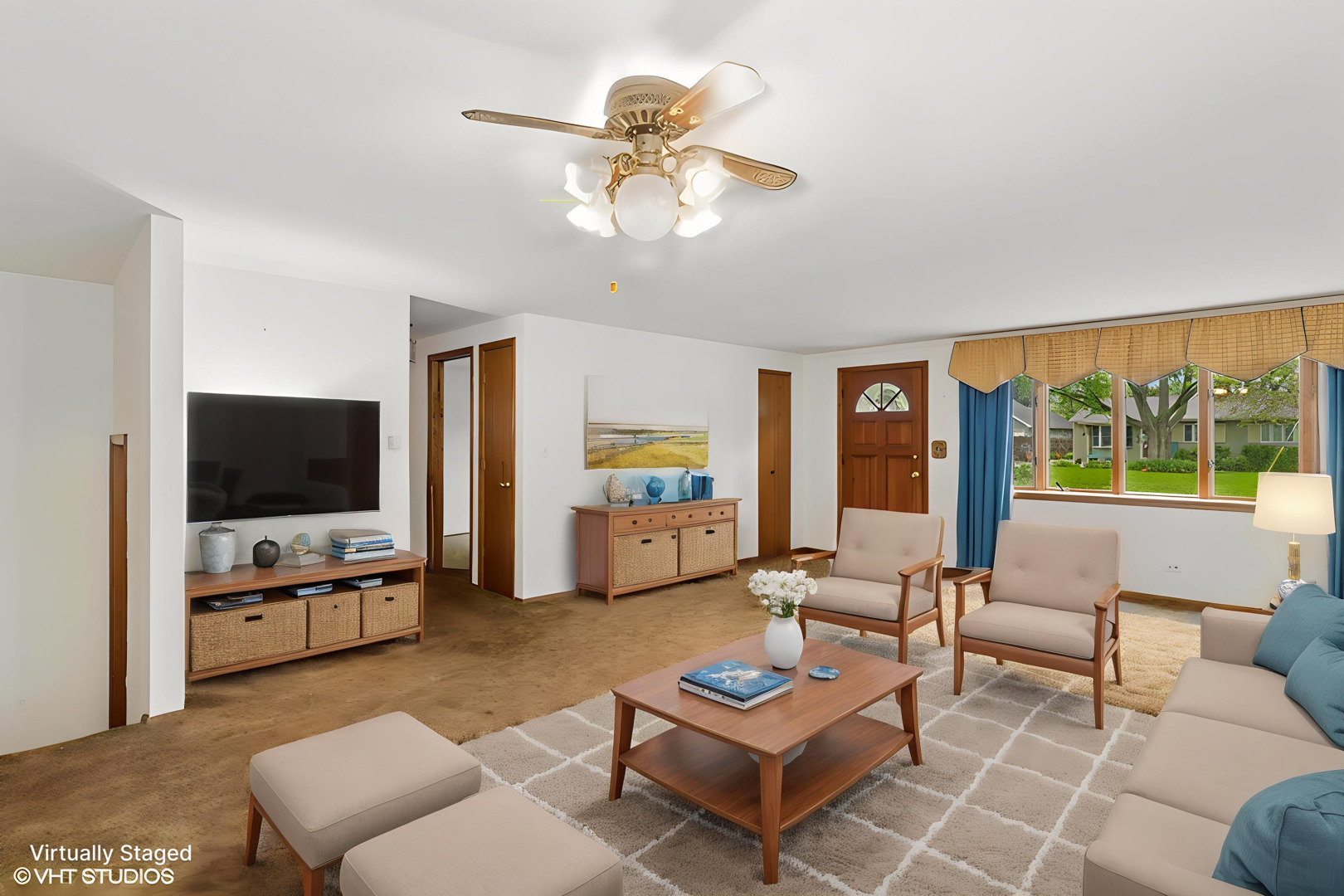 427 Lawrence Avenue Property Photo 3
