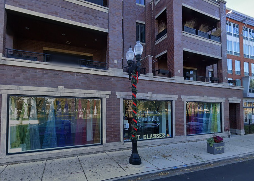 4806 N Clark Street Property Photo 3