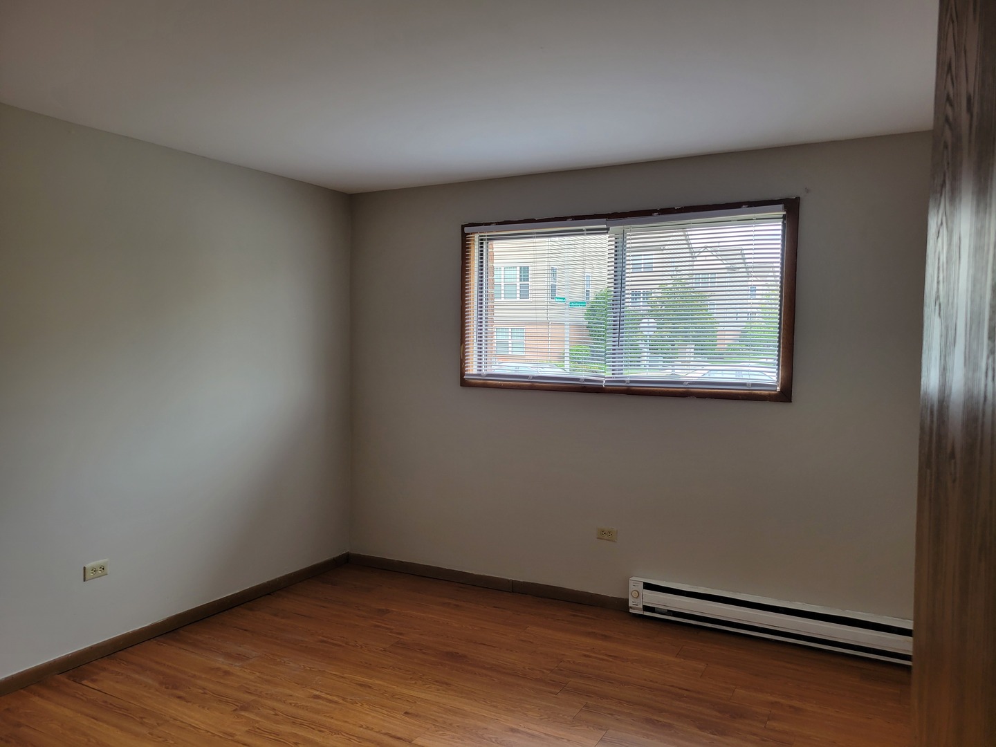 1257 Harding Ave Property Photo 4