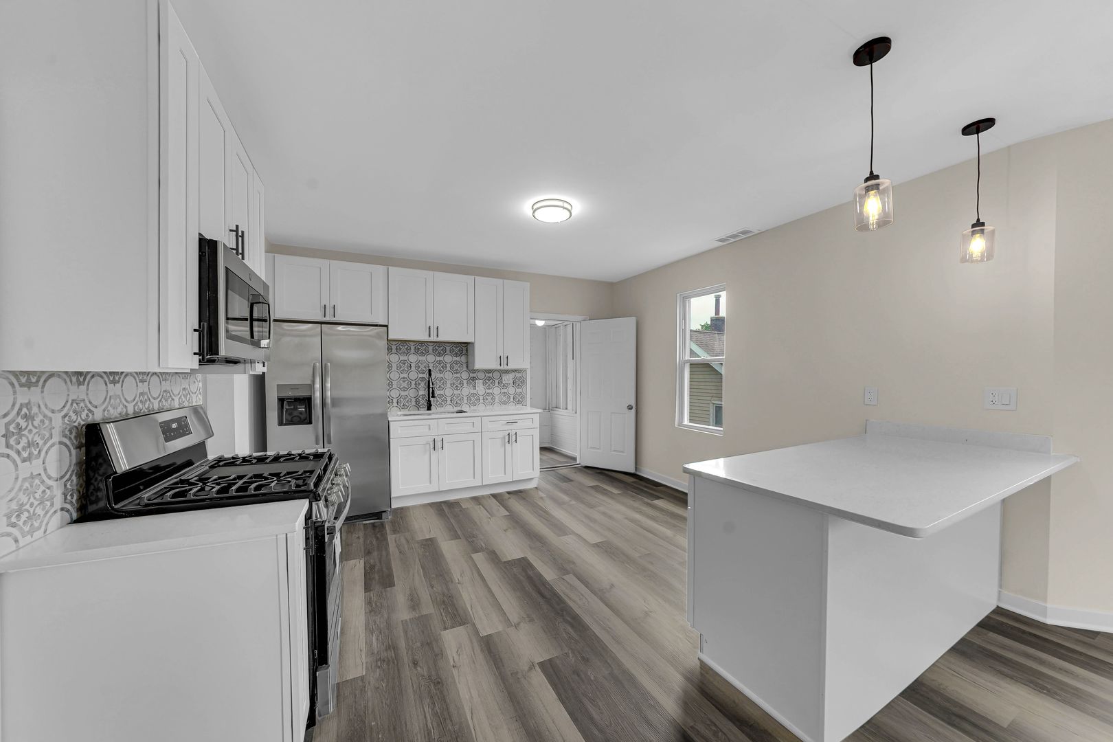 515 George Avenue 1 Property Photo 6