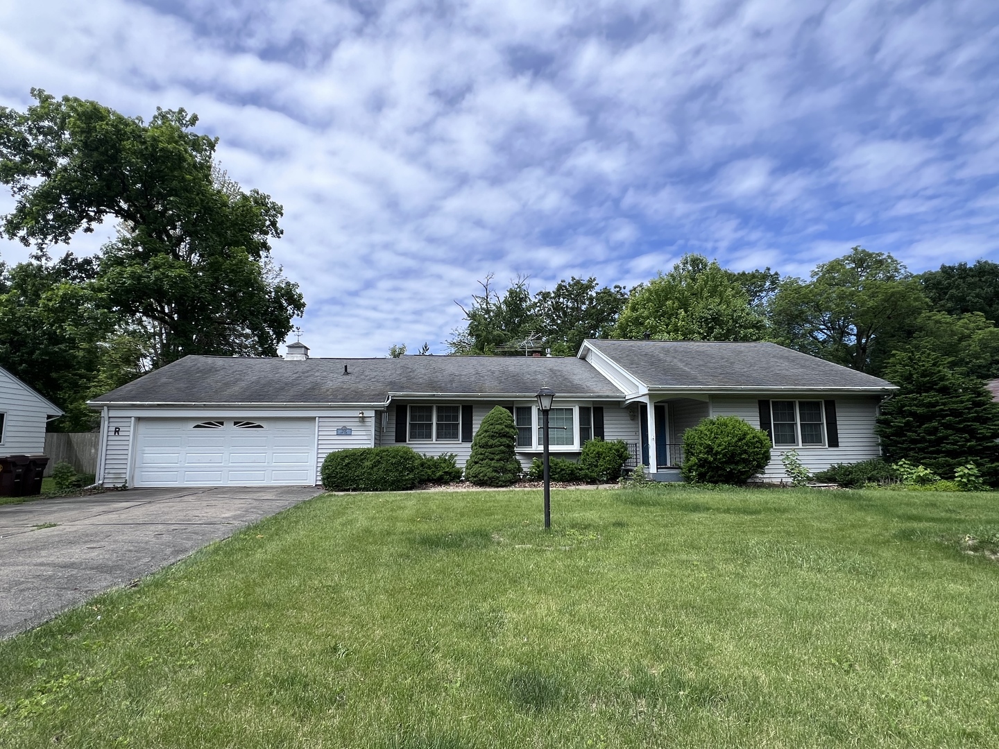 308 Tree Ln Property Photo 1