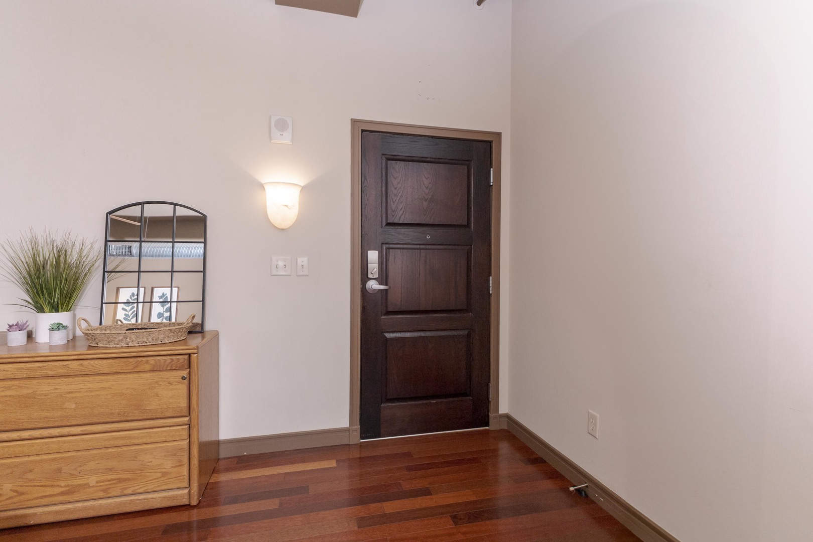 212 N Center Street 502 Property Photo 18