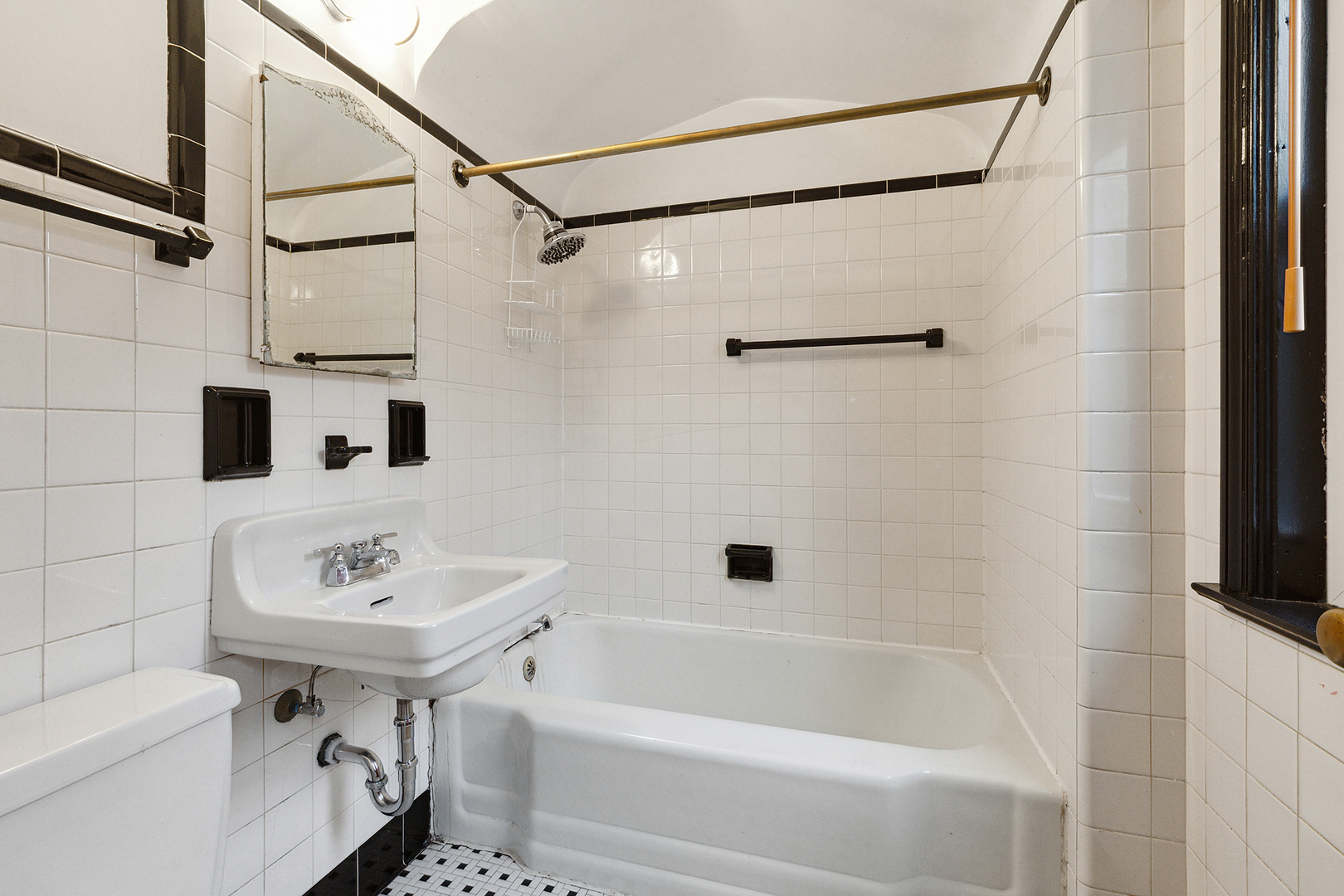 10341 S Trumbull Avenue Property Photo 11