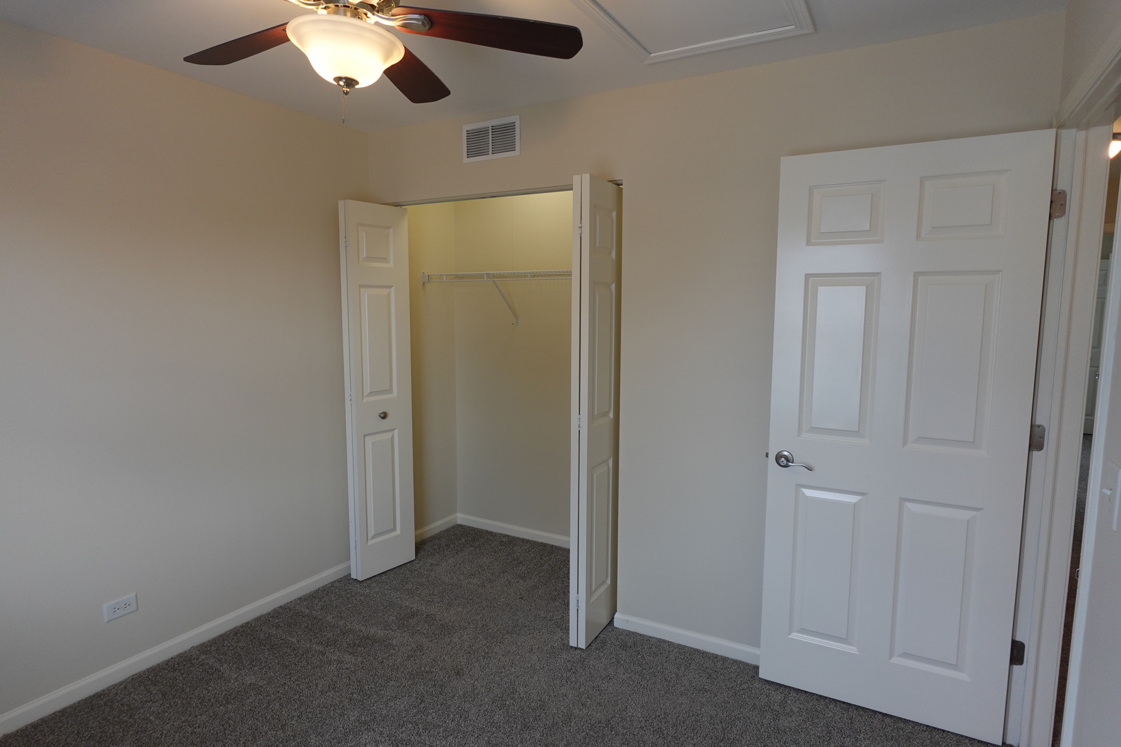 2244 Flagstone Lane 2244 Property Photo 10
