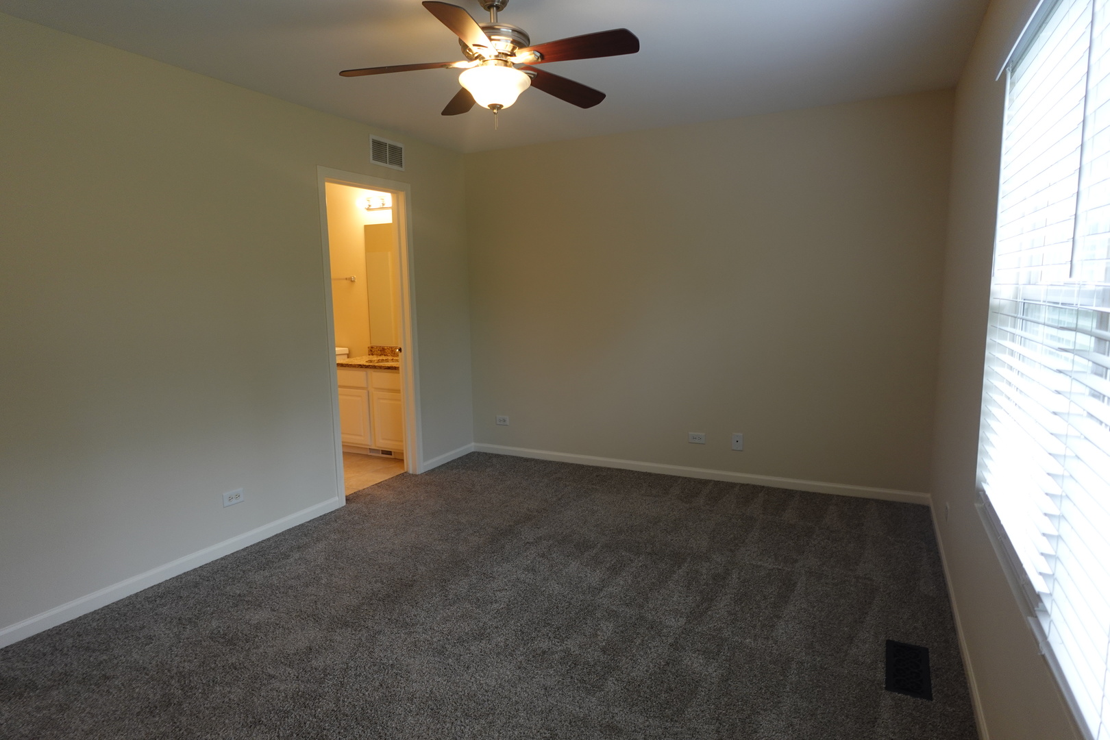 2244 Flagstone Lane 2244 Property Photo 16