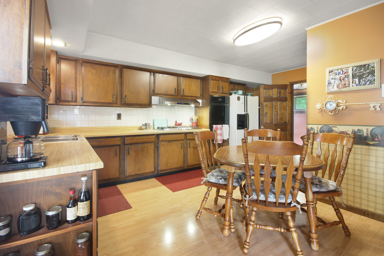 220 E Taylor Street Property Photo 16