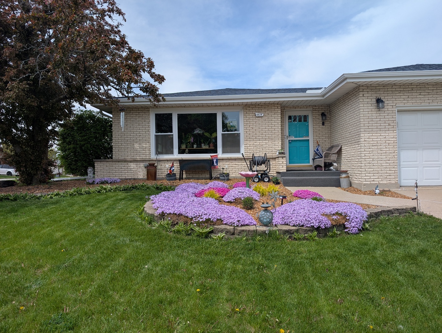 6624 157th Street Property Photo 1