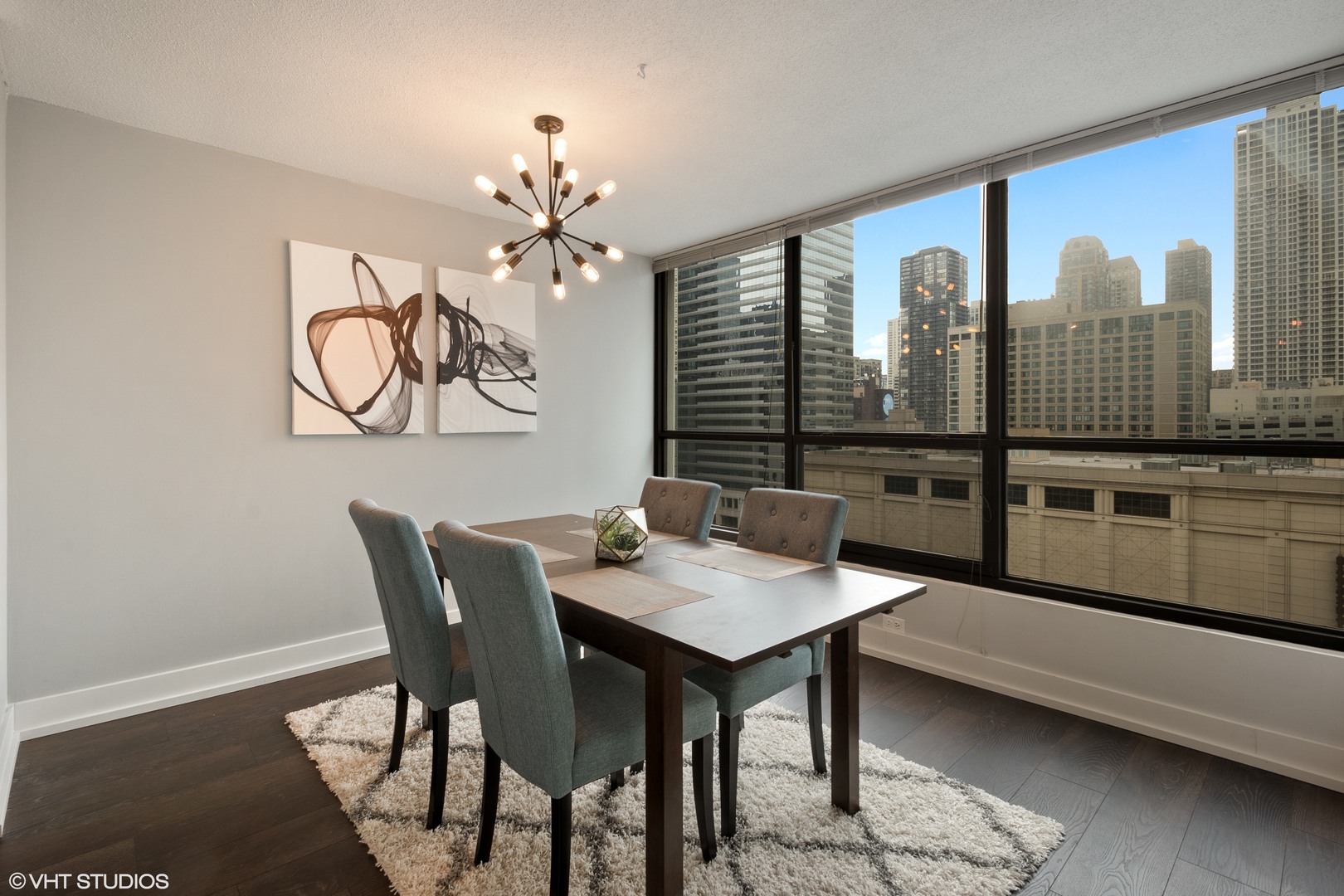 405 N Wabash Avenue 713 Property Photo 3