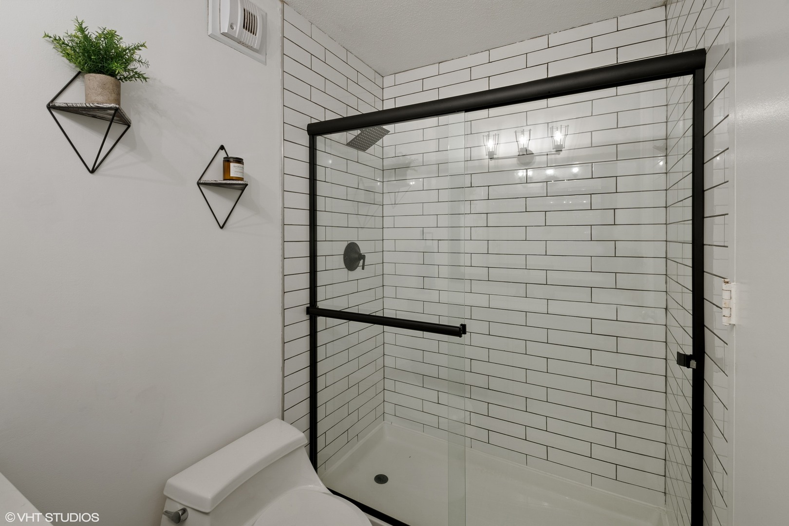 405 N Wabash Avenue 713 Property Photo 6